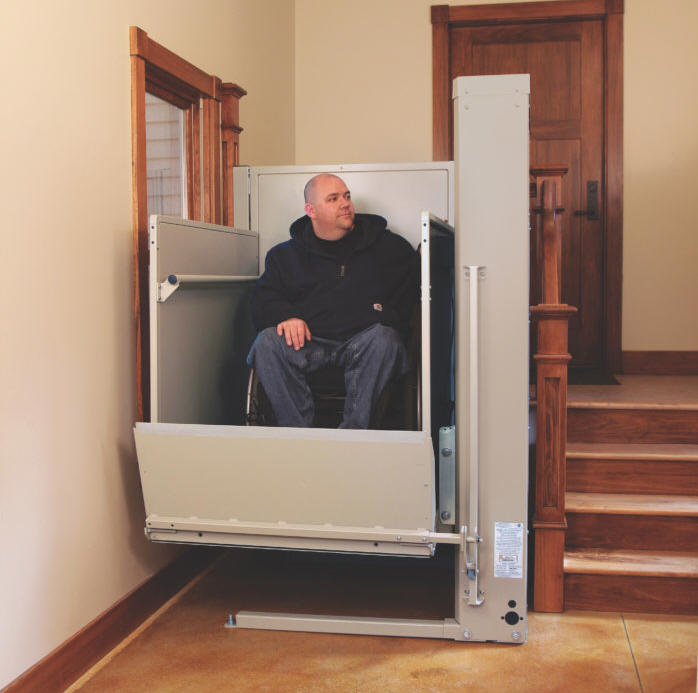 Bruno VPL3100 wheelchair elevator lift